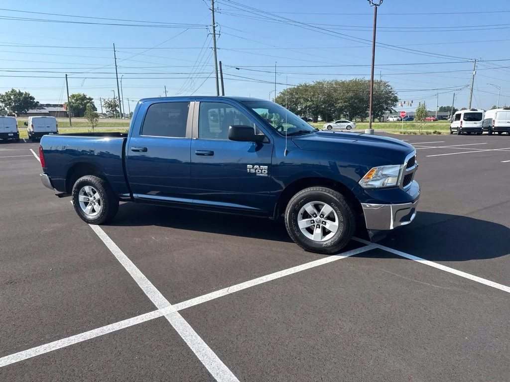 Used 2021 Blue Ram SLT image 15