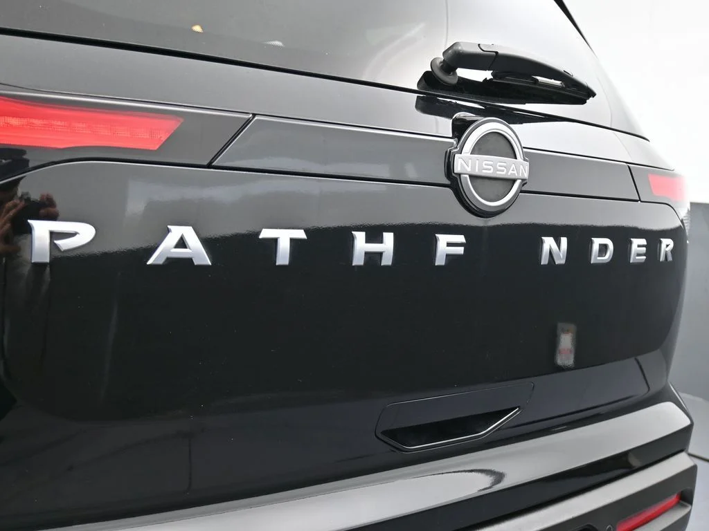 2025 Nissan Pathfinder SV - Photo 36