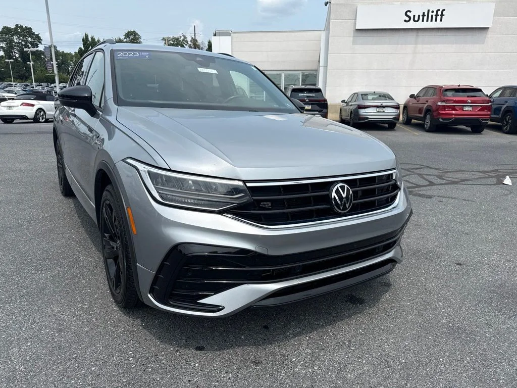 Certified Used 2023 Pyrite Silver Metallic Volkswagen 2.0T SE R-Line Black image 6