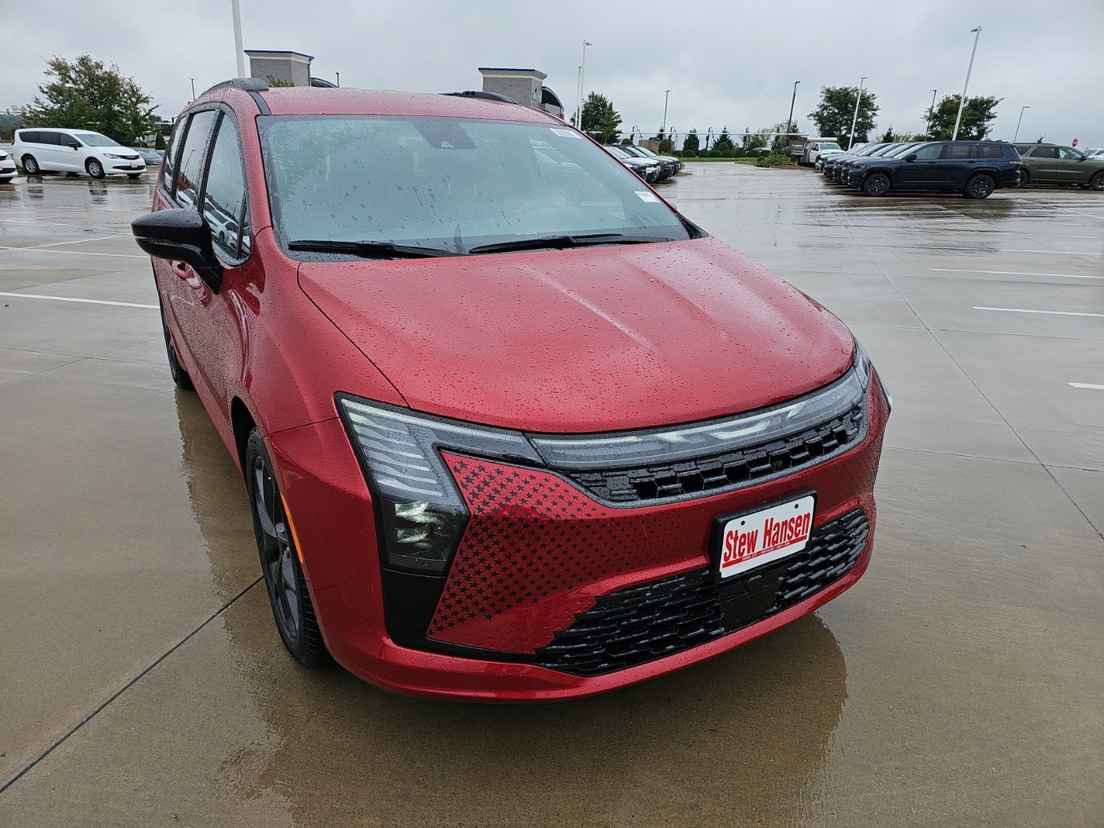 New 2027 Red Hot Pearlcoat Chrysler Select image 7