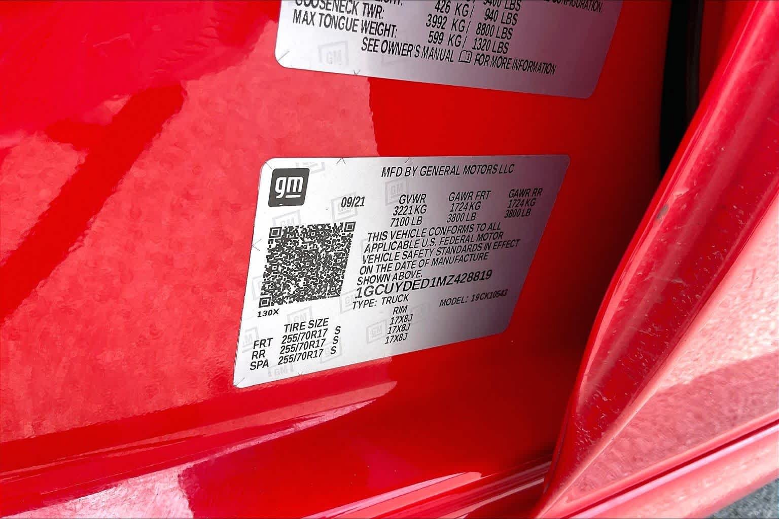 Used 2021 Red Hot Chevrolet LT image 37