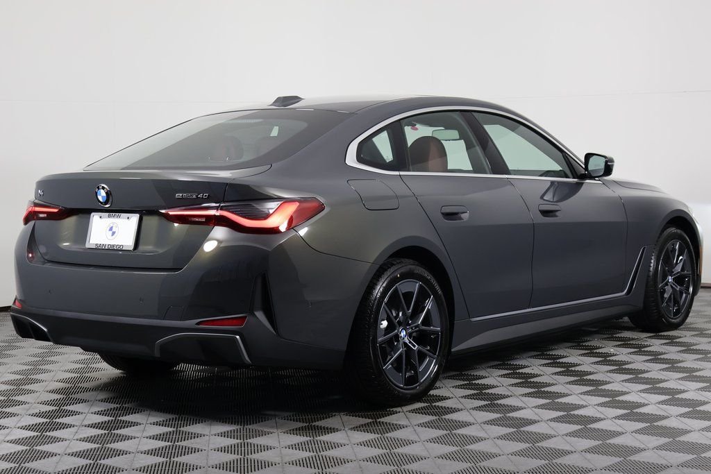 New 2026 Dravit Grey Metallic BMW eDrive40 image 2