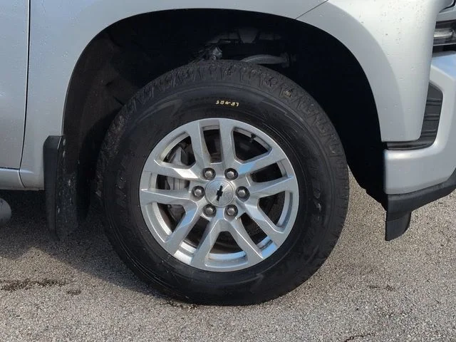 Used 2020 Silver Chevrolet RST image 10