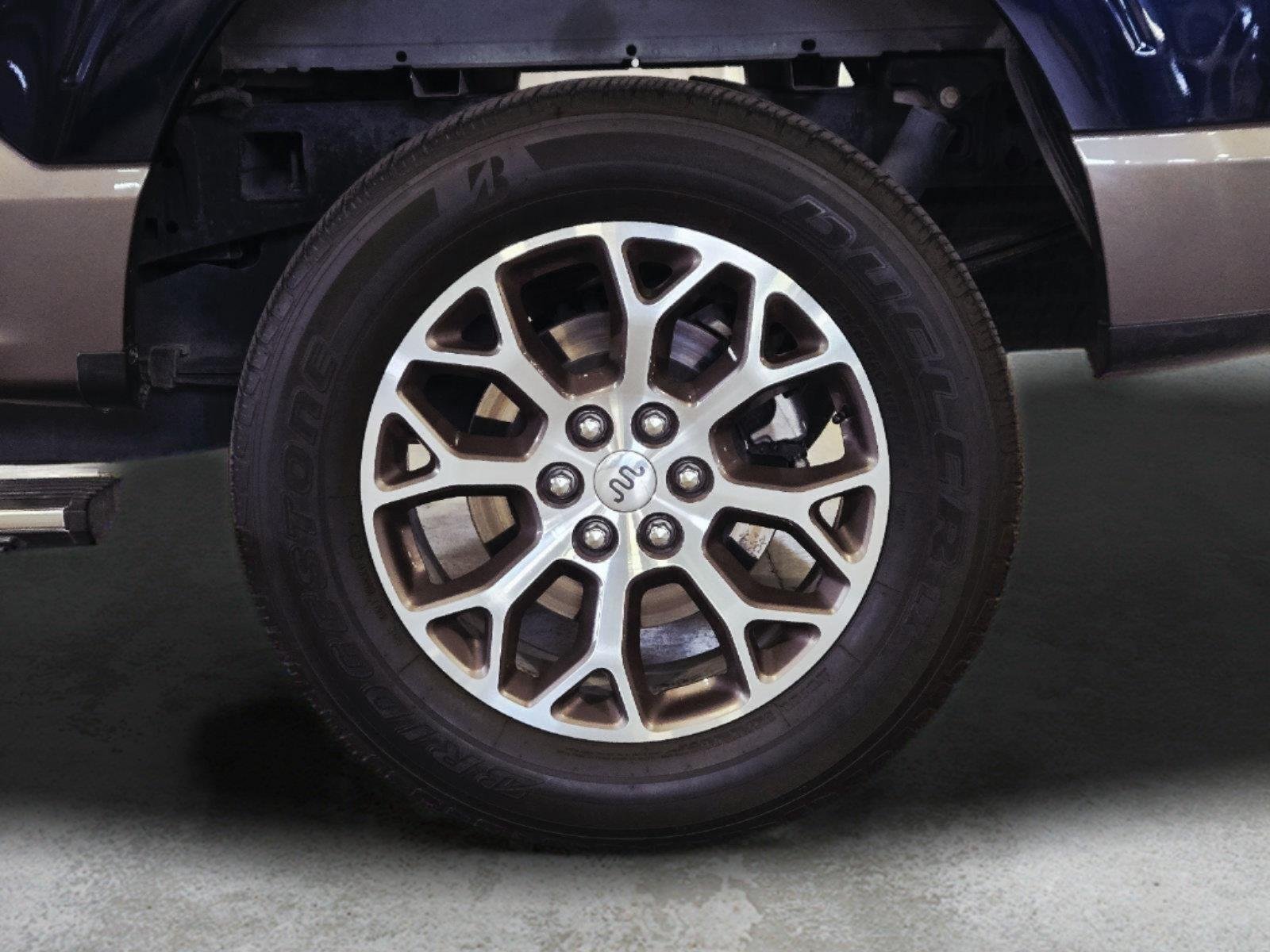 Used 2023 Bluestone Ford King Ranch image 12