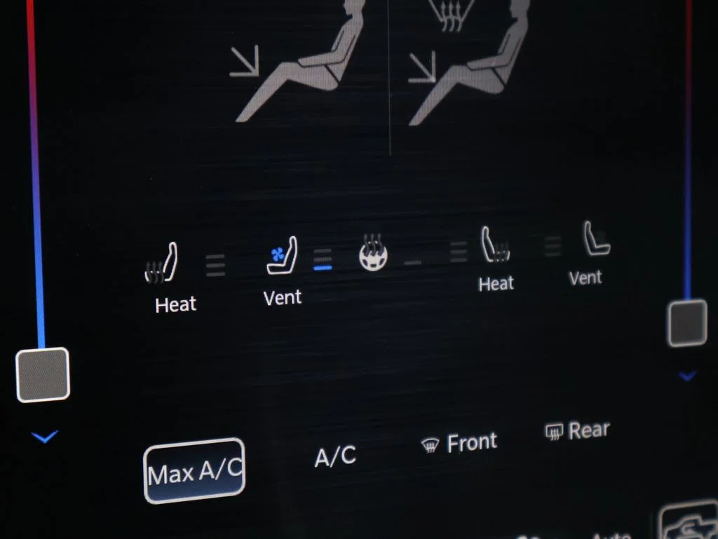 Used 2023 Black Ram Laramie image 36