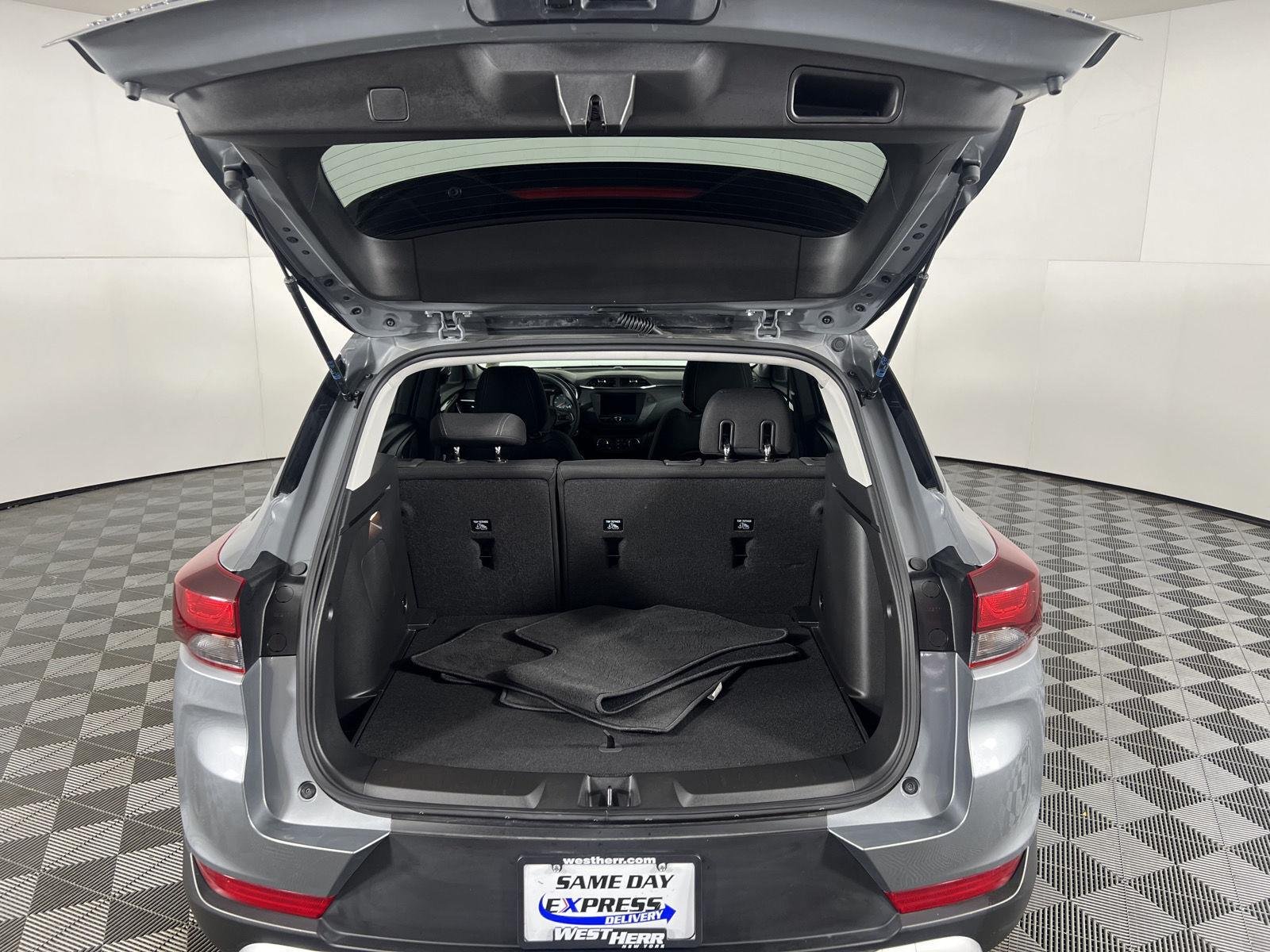Used 2023 Sterling Gray Metallic Chevrolet LT image 54