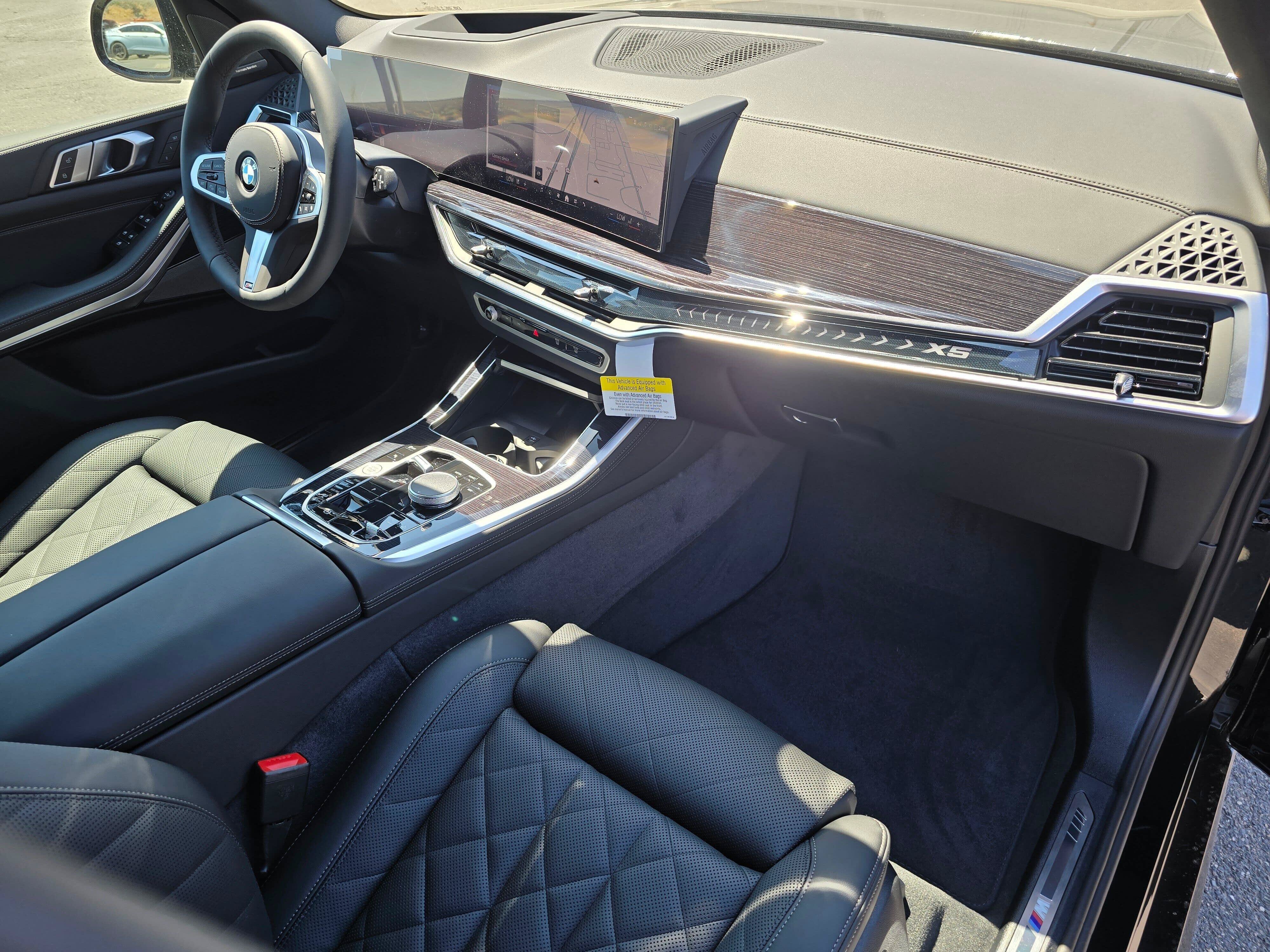 New 2026 Black Sapphire Metallic BMW xDrive40i image 15