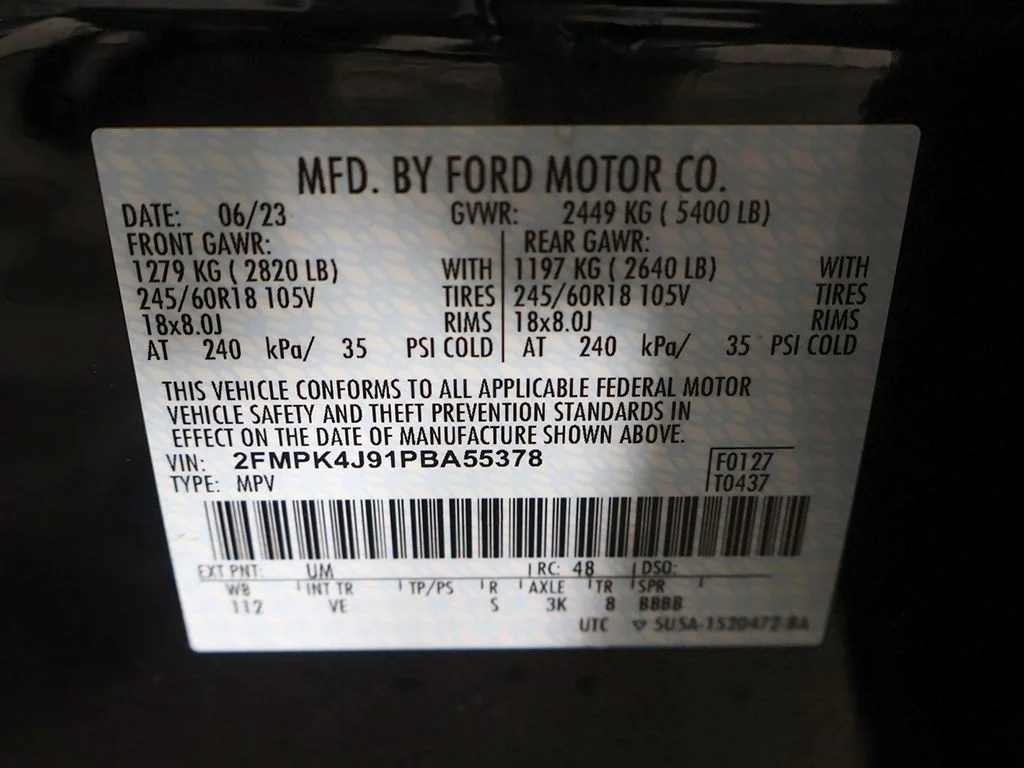 Used 2023 Black Ford SEL image 45