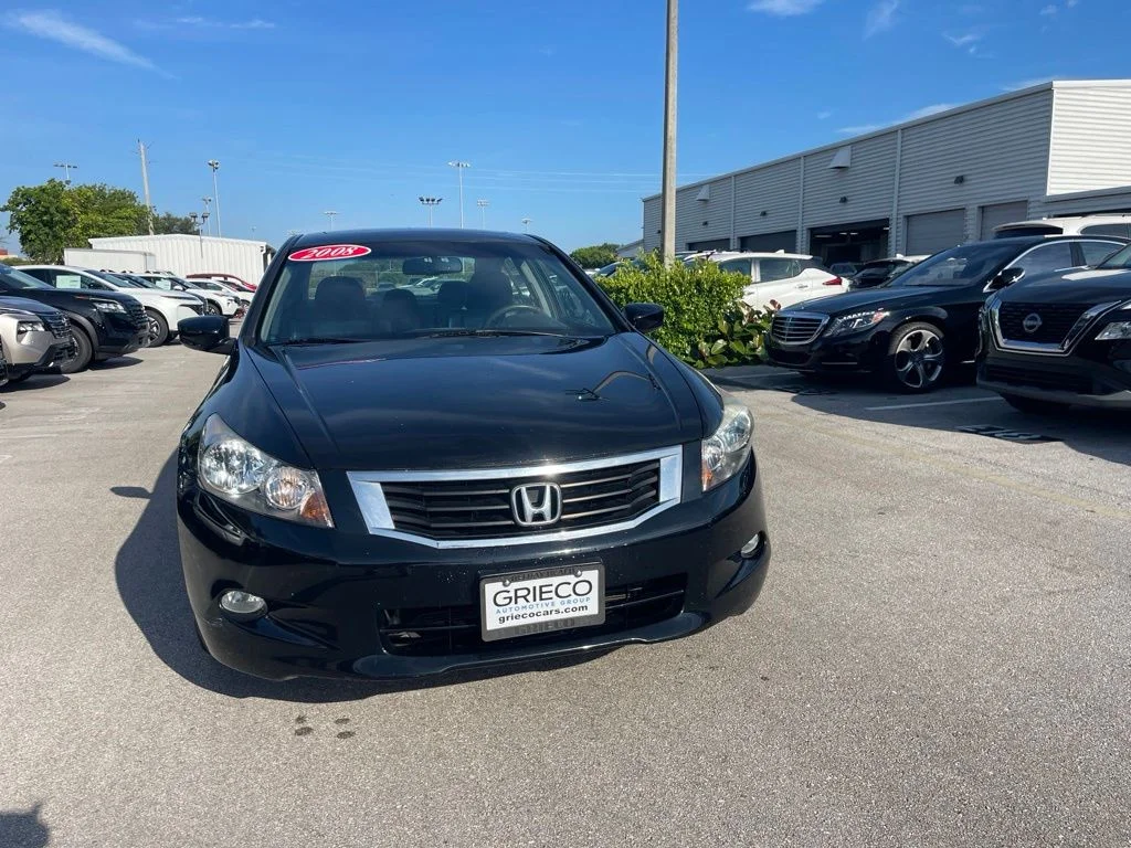 Used 2008 Black Honda EX-L image 2