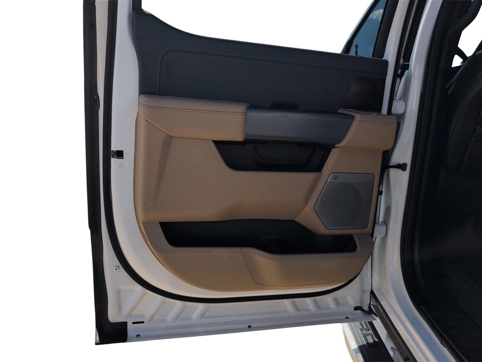 Used 2023 Oxford White Ford LARIAT image 19