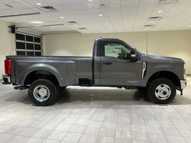 New 2026 Gray Ford XLT image 6