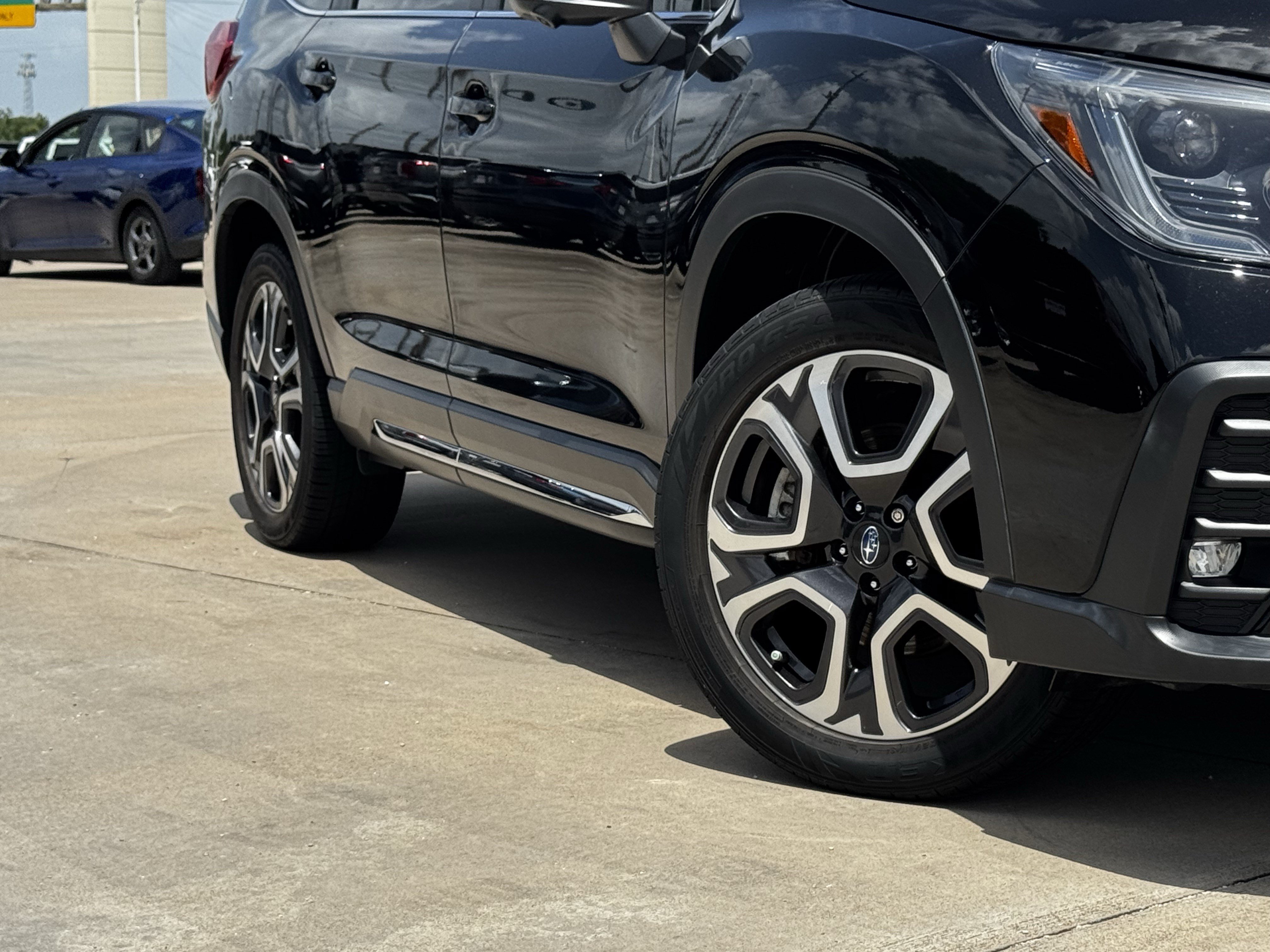 Used 2023 Crystal Black Silica Subaru  image 11