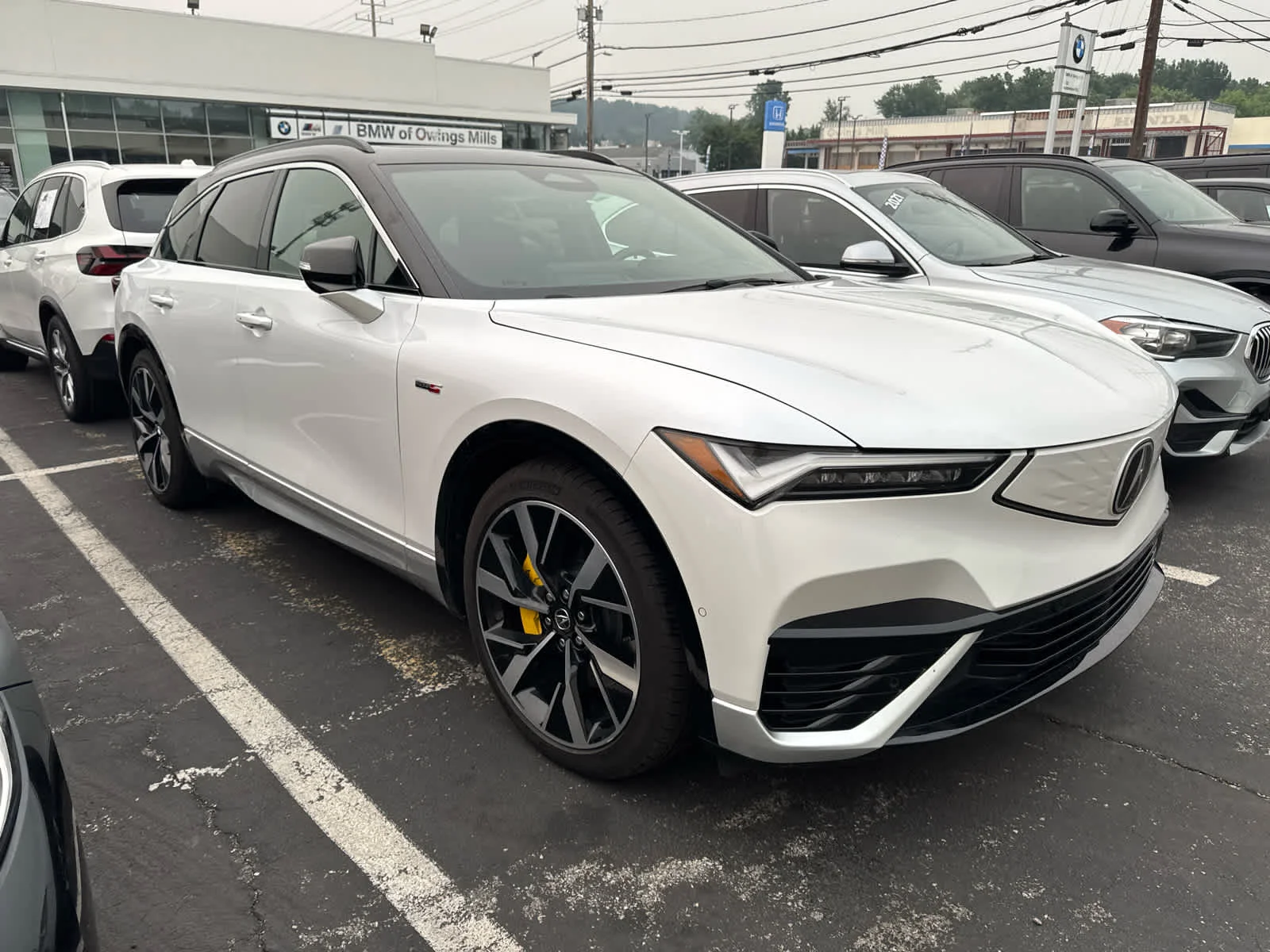 Used 2024 Snowfall Pearl Acura Type S image 2