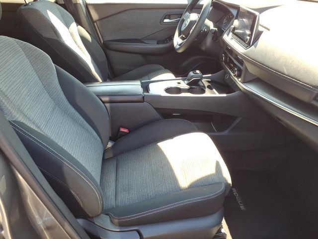 Used 2023 Gray Nissan SV image 17