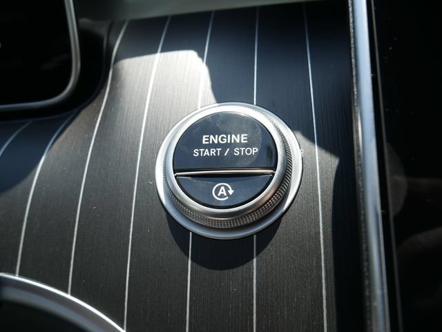 New 2026 Graphite Grey Metallic Mercedes-Benz C 300 image 36