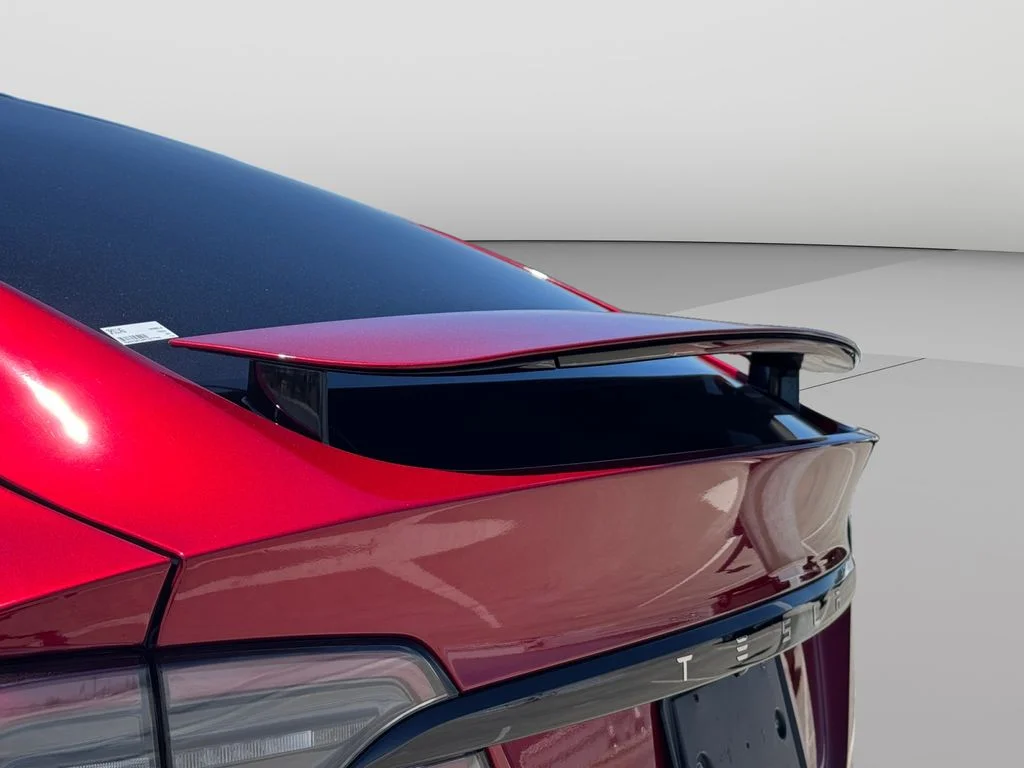 Used 2023  Tesla Base image 20