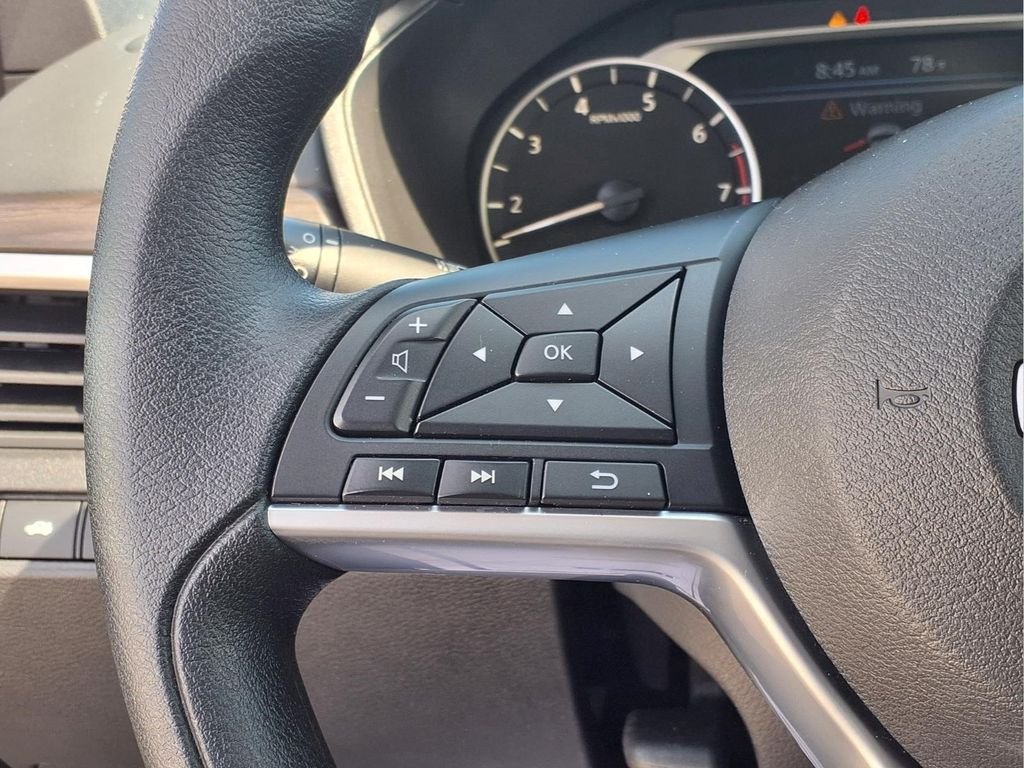 Used 2025 Gray Nissan SV FWD image 16