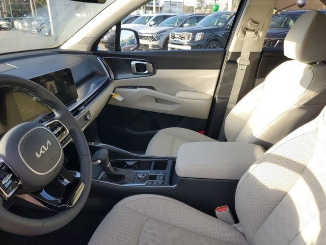 2025 Kia Sorento EX - Photo 8