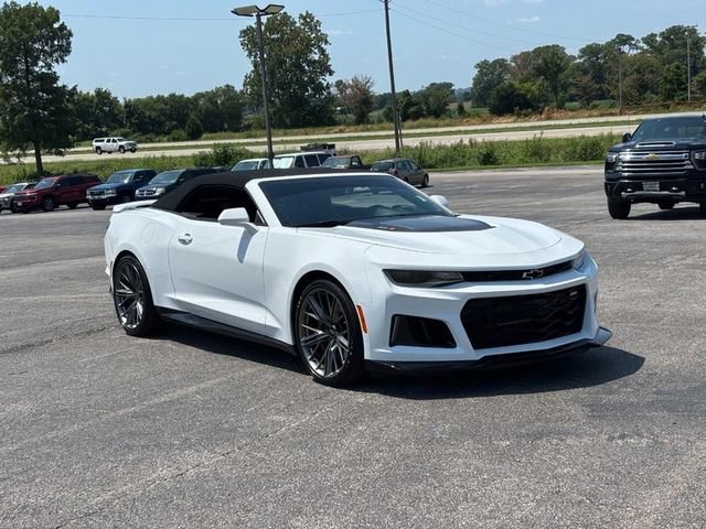 2023 Chevrolet Camaro ZL1 - Photo 10