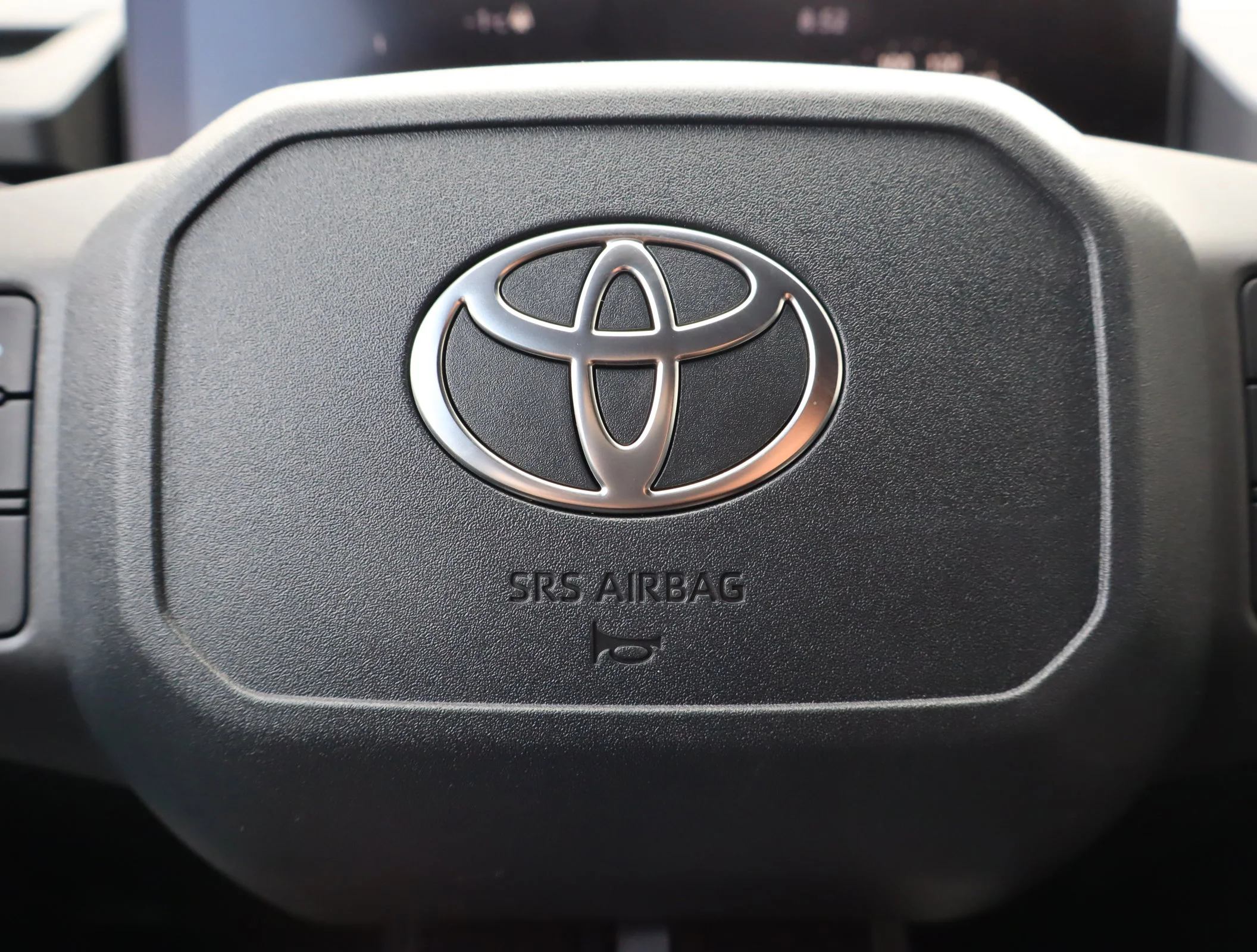New 2026 Wind Chill Pearl w/Black Roof Toyota XSE image 14