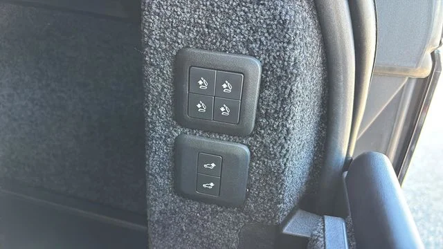 Used 2019  Land Rover 3.0L V6 Supercharged HSE image 38