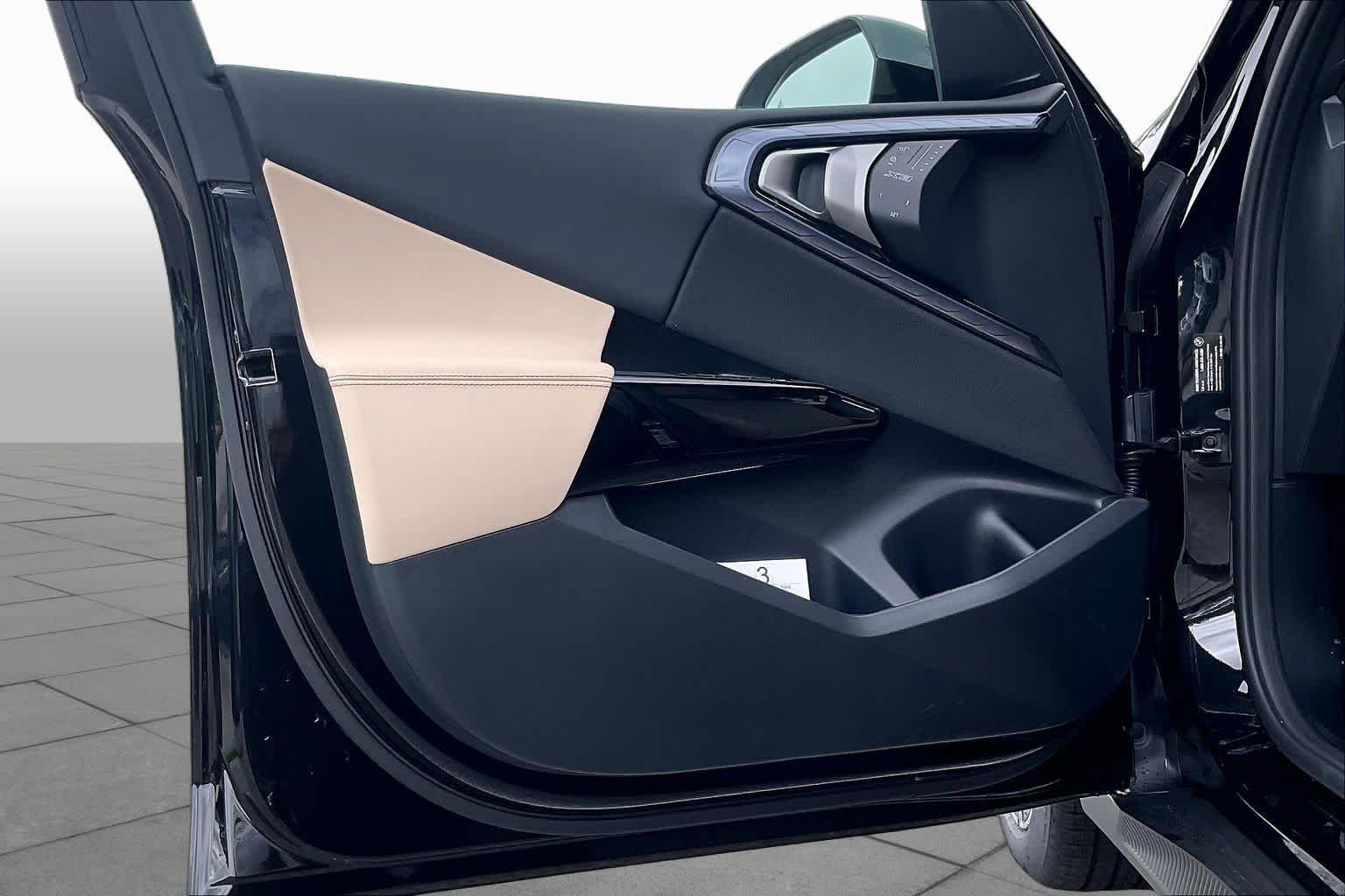 New 2026 Black Sapphire Metallic BMW 30 xDrive image 10