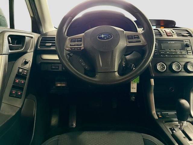 Used 2014  Subaru 2.5i Premium image 23