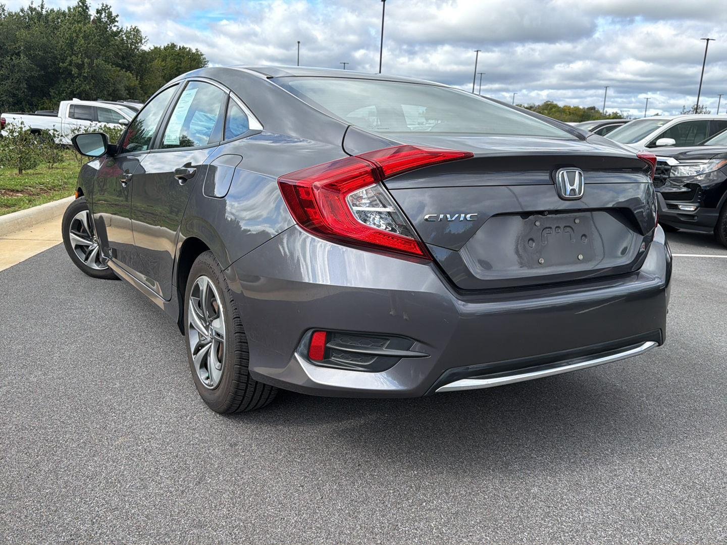 Used 2019 Modern Steel Metallic Honda LX image 2