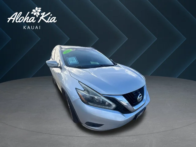 Used 2018 Silver Nissan SV image 1