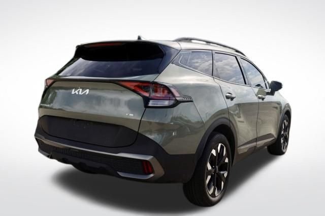 Used 2024 Green Kia X-Line image 11