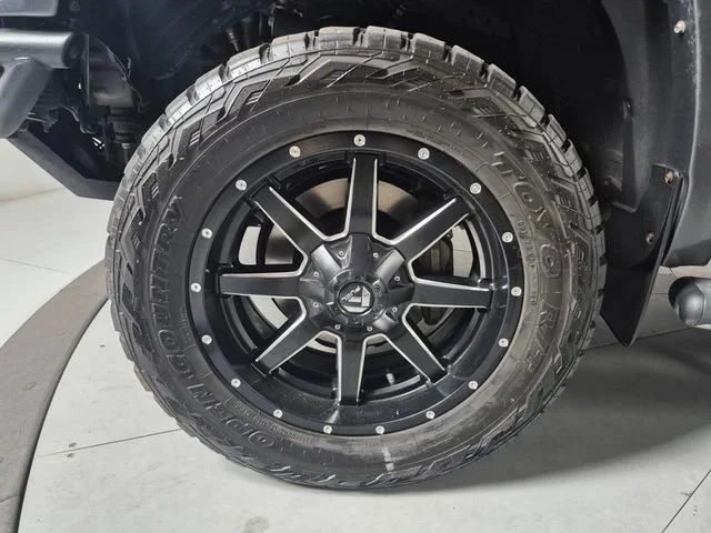 Used 2018 Magnetic Gray Metallic Toyota SR5 image 10