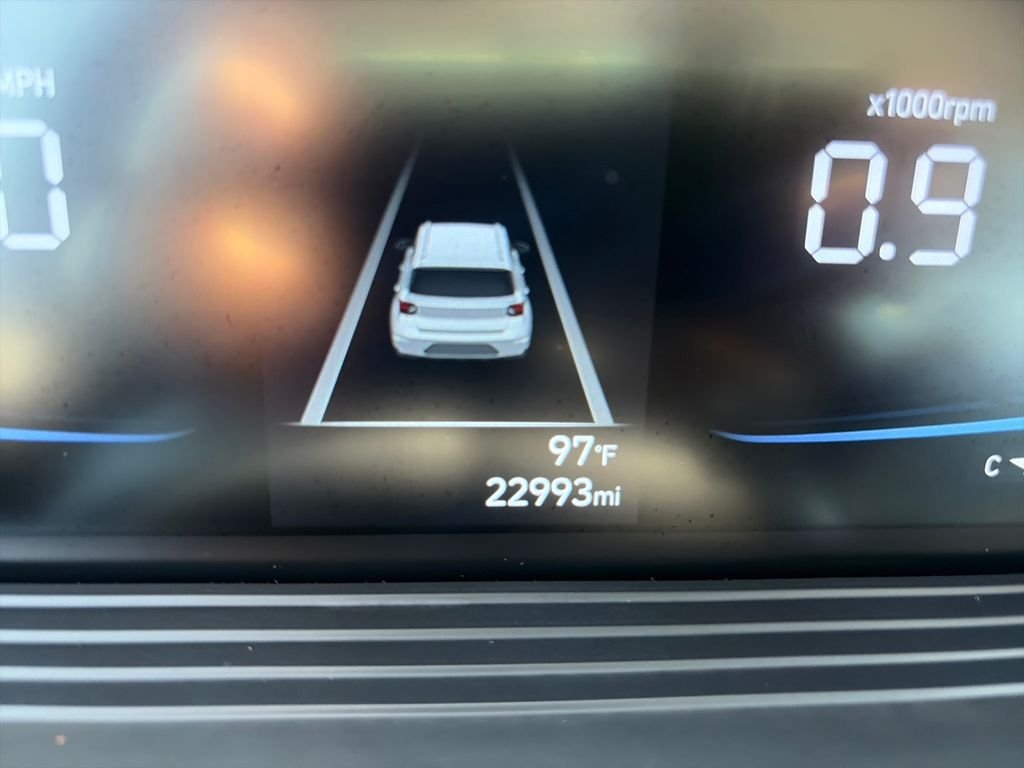 Used 2025 White Hyundai Limited image 17