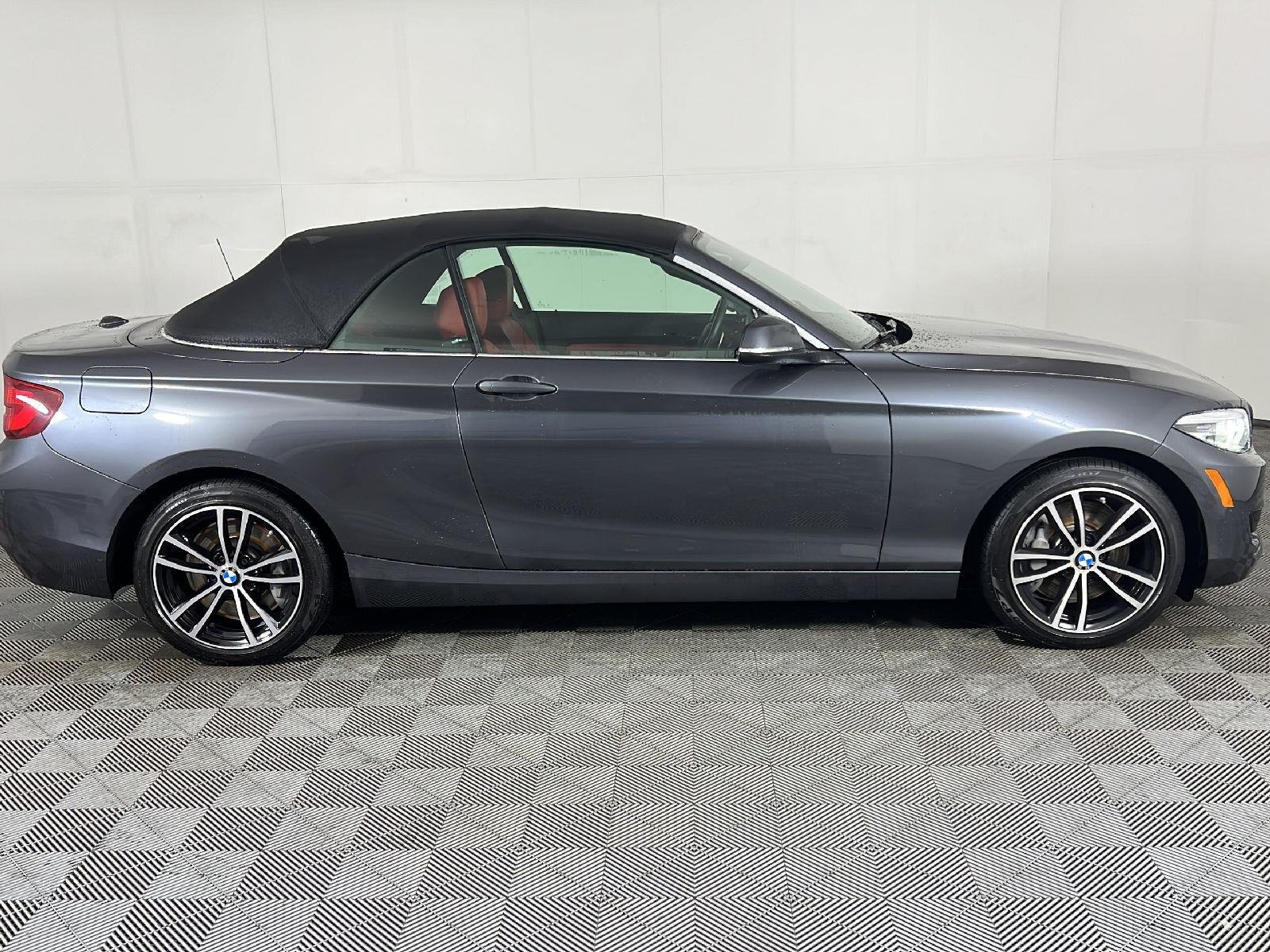Used 2021 Mineral Grey Metallic BMW 230i xDrive image 3