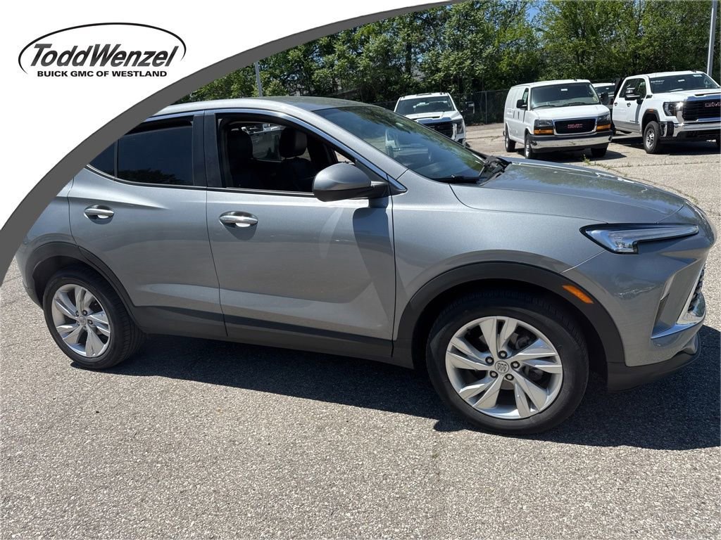 2024 Buick Encore GX Preferred's photo
