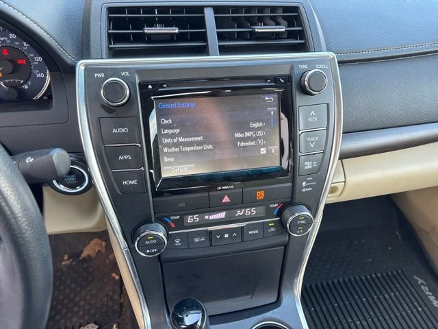 Used 2016 Creme Brulee Toyota LE image 19