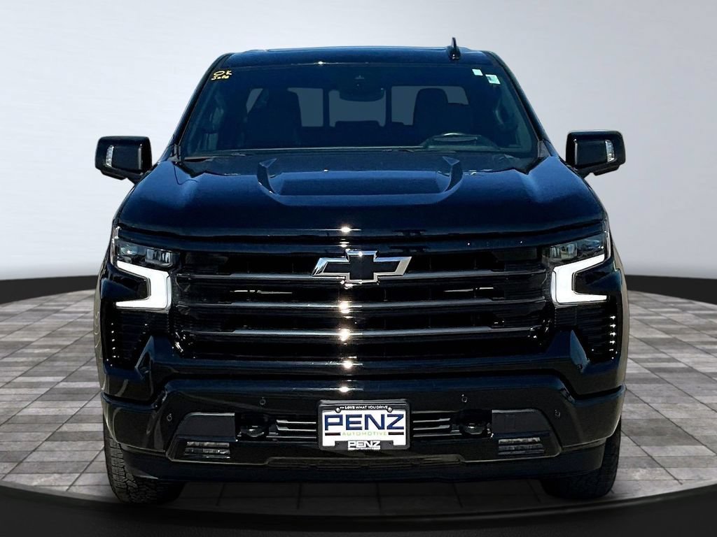 Used 2025 Chevrolet Silverado 1500 High Country with VIN 1GCUKJED3SZ271081 for sale in Spring Valley, Minnesota