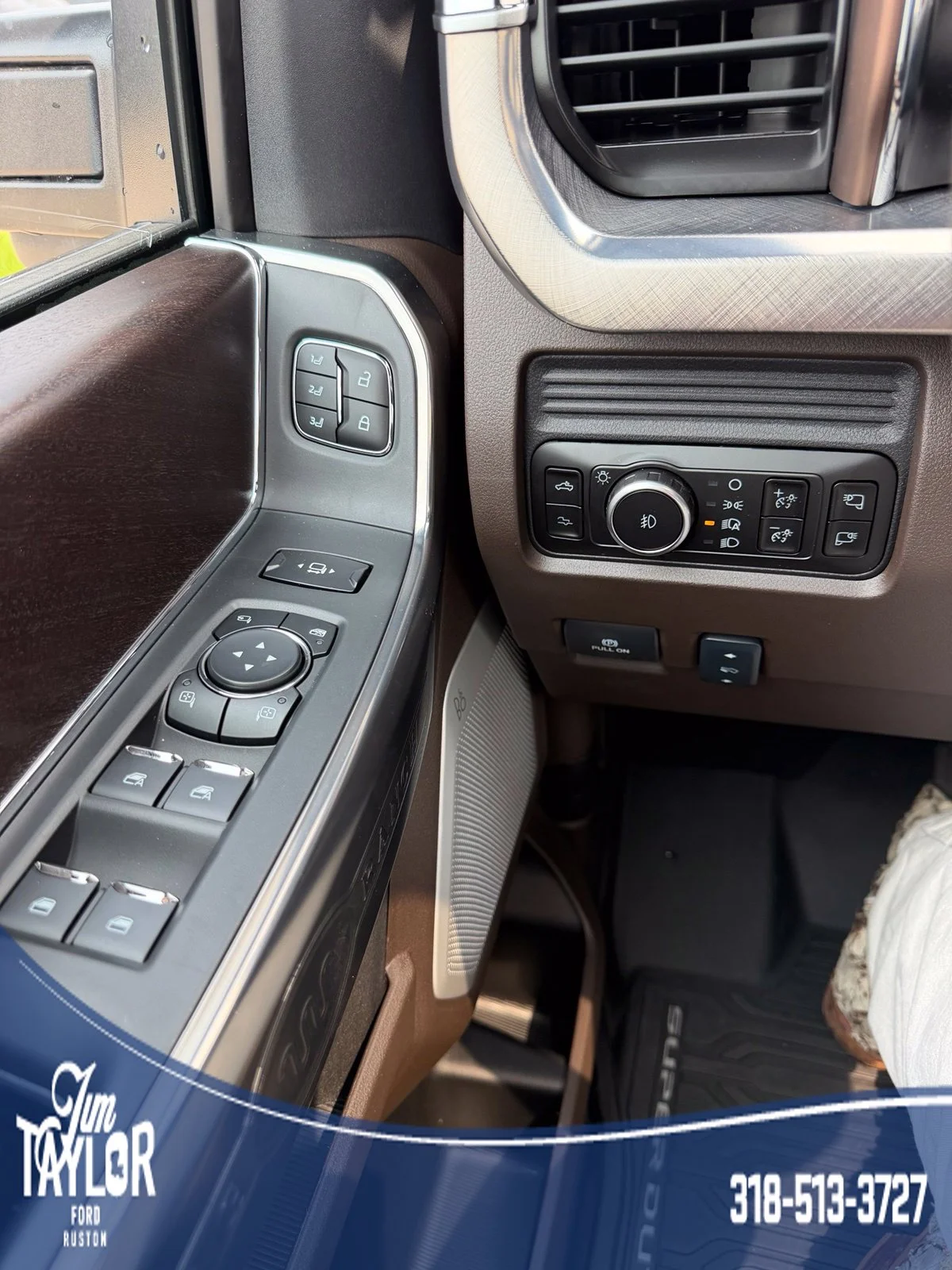 New 2026 Star White Metallic Tri-Coat Ford F-250® King Ranch® image 58