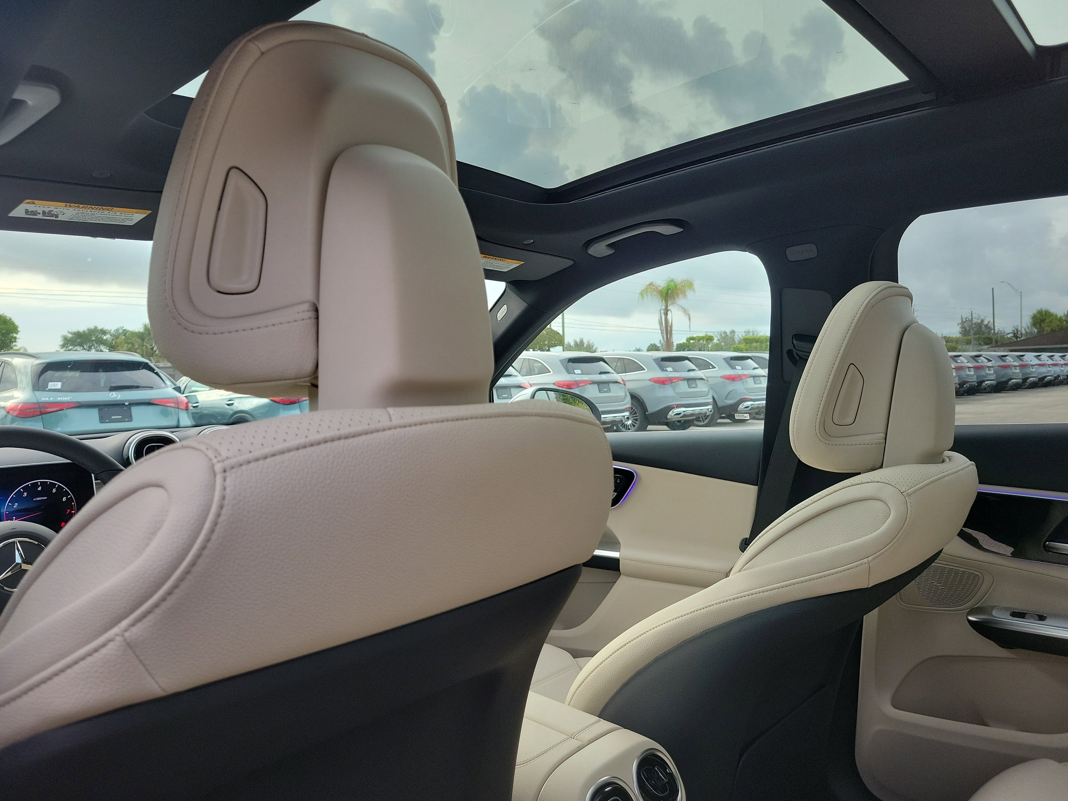 New 2026 Cirrus Silver Metallic Mercedes-Benz GLC 300 image 12