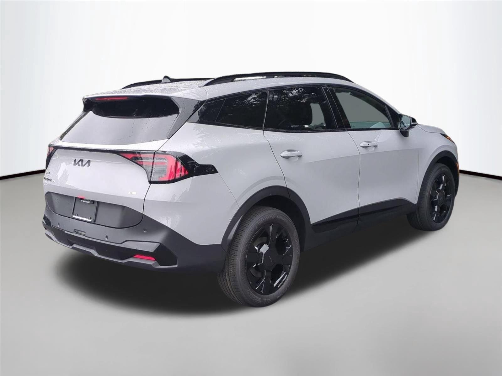 New 2027 WOLF GRAY KIA  image 5