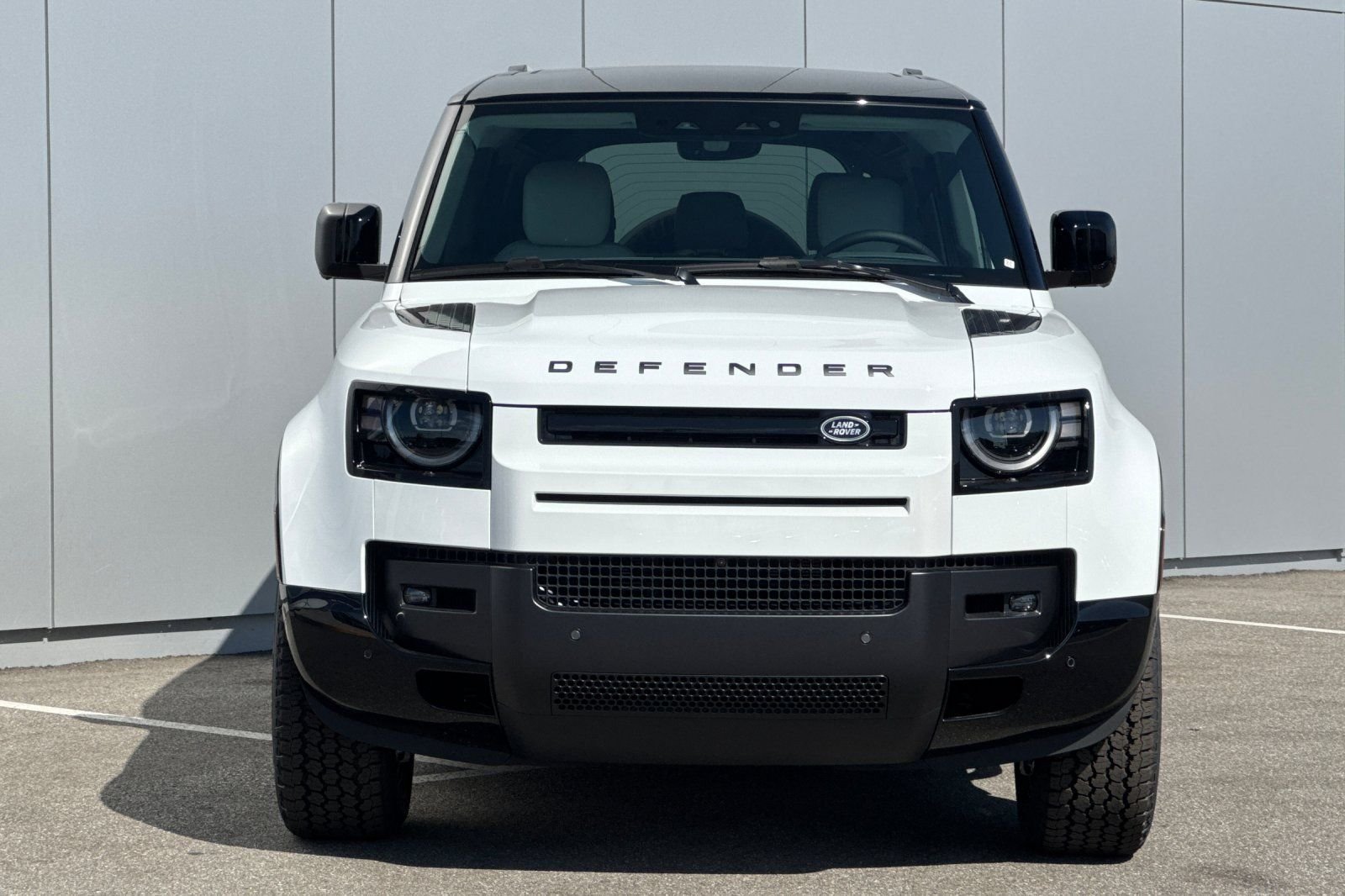 New 2026 Fuji White Land Rover X-Dynamic SE image 8