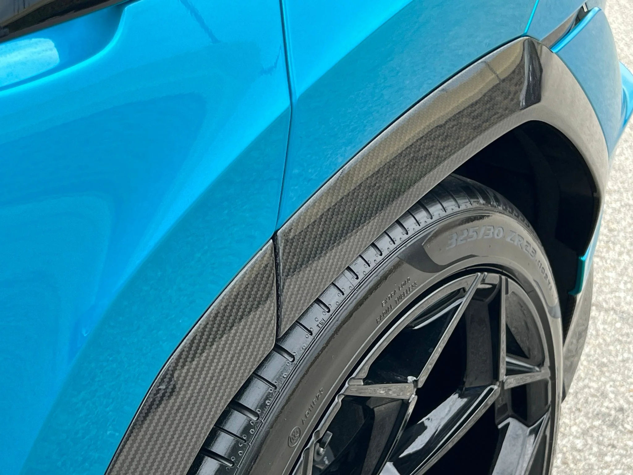 Used 2023 Blue Lamborghini Performante image 15