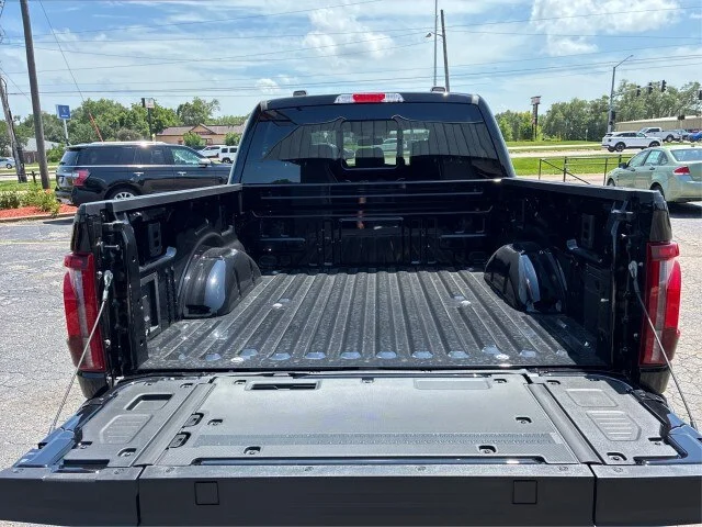 New 2026 Agate Black Metallic Ford Lariat® image 35