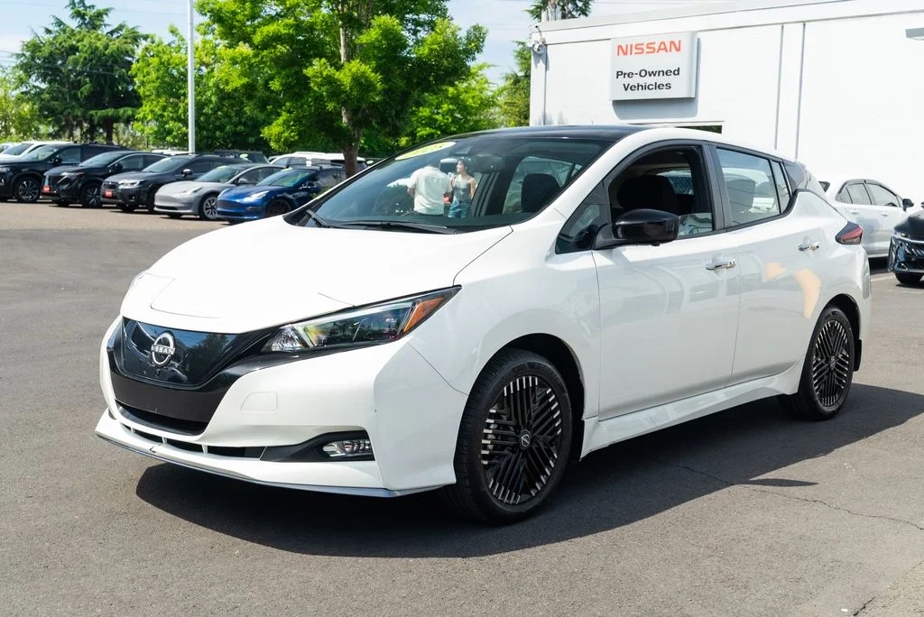 Used 2025 Black Nissan SV Plus image 3