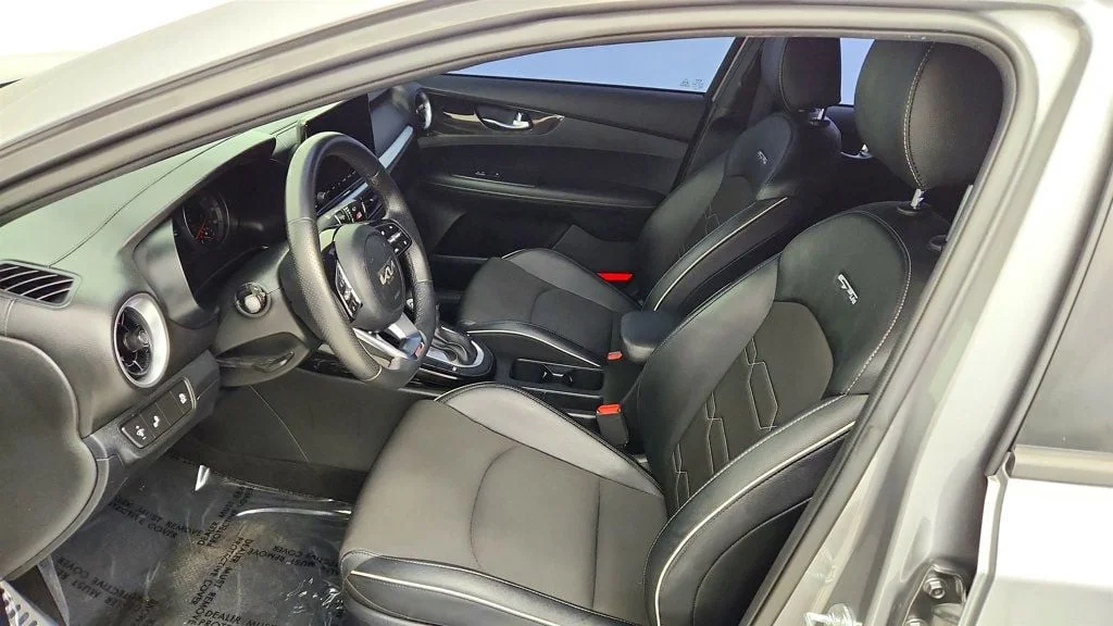 Used 2024 Steel Gray Kia GT-Line IVT image 19