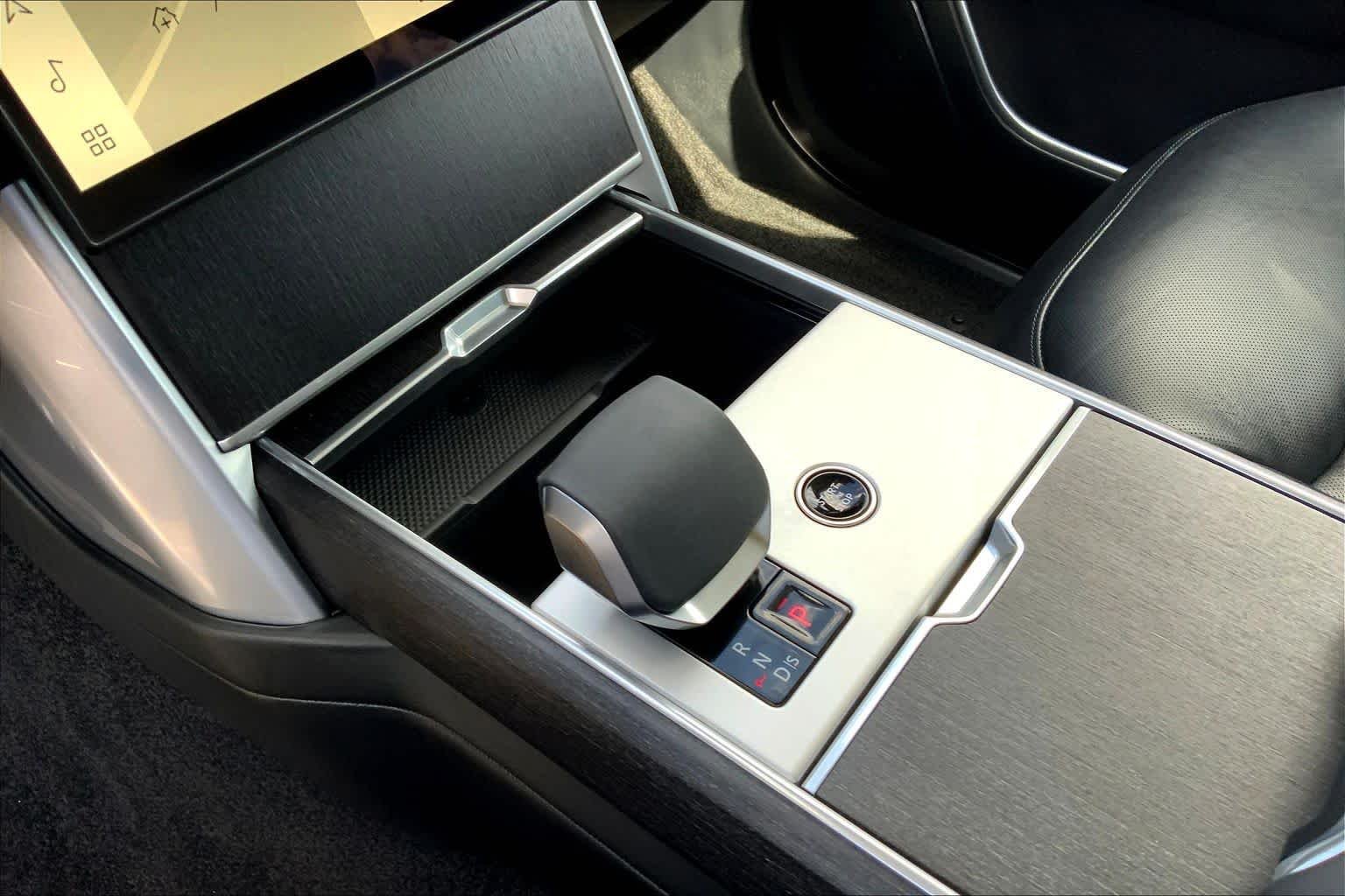 2025 Land Rover Range Rover SE - Photo 7