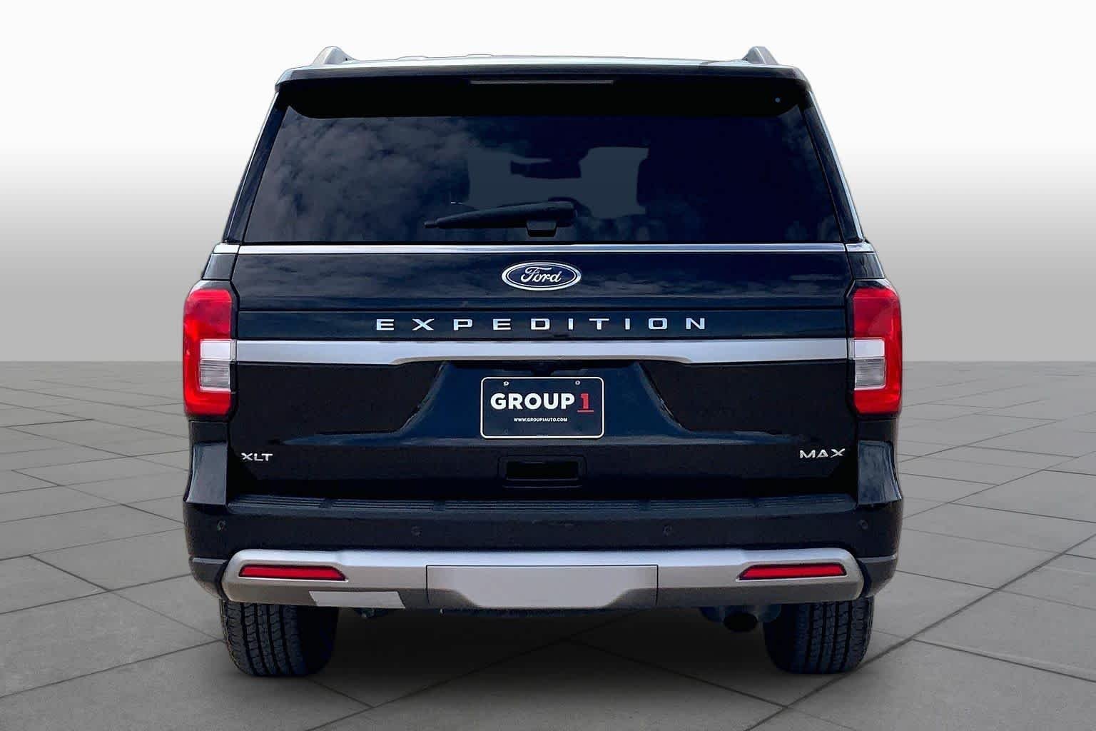 Certified Used 2023 Agate Black Metallic Ford XLT image 5