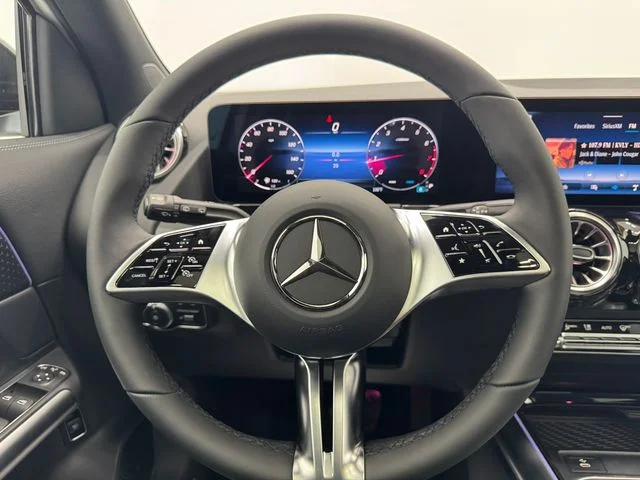 New 2026  Mercedes-Benz GLA 250 image 25