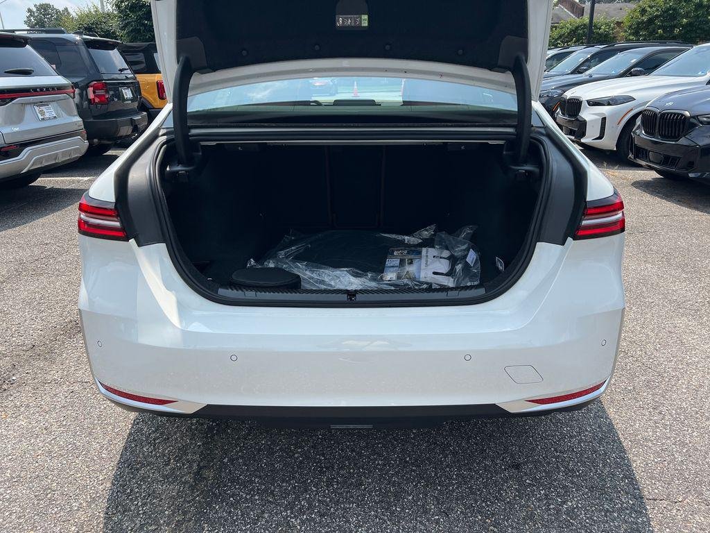 New 2027 Alpine White BMW 530i image 27