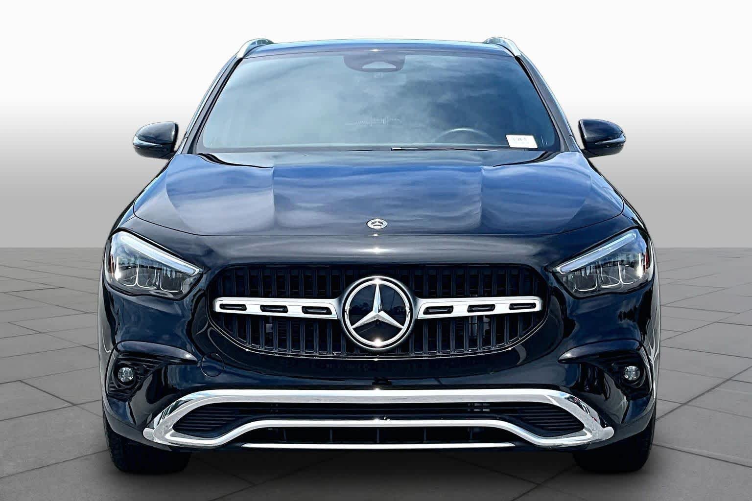 Used 2025 Night Black Mercedes-Benz GLA 250 image 6