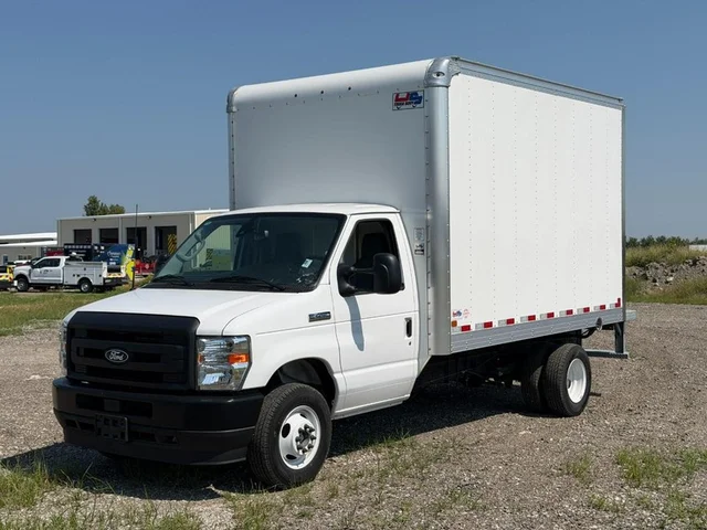 2026 Ford E-450 12FT BOX